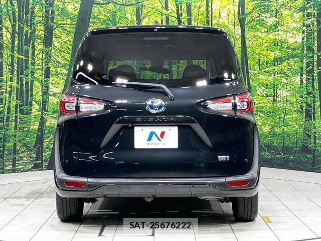 Toyota SIENTA 2019-03 8854968-15