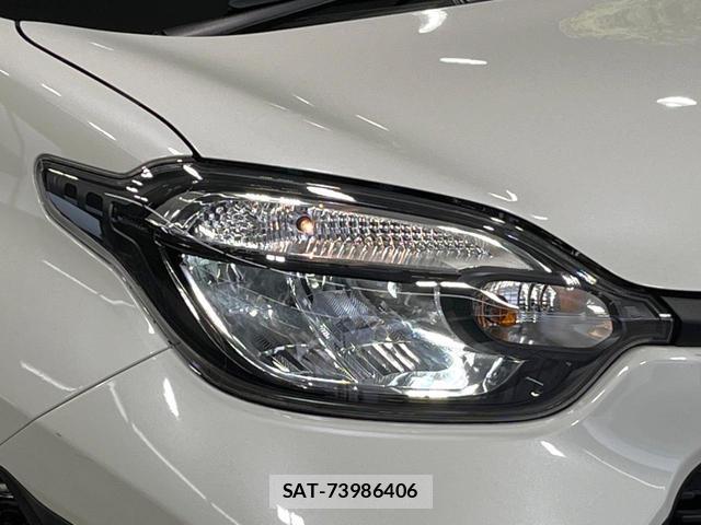 Toyota SIENTA 2022-09 8854970-12