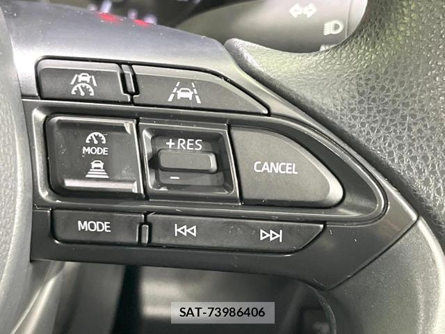 Toyota SIENTA 2022-09 8854970-4