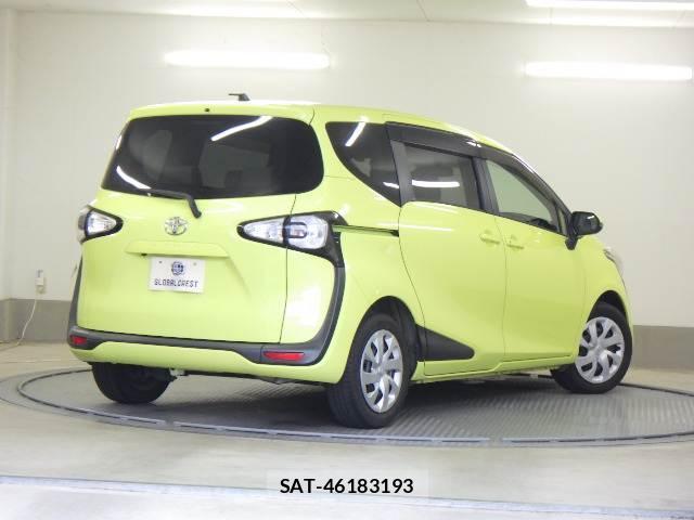 Toyota SIENTA 2017-09 8815244-1