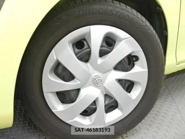 Toyota SIENTA 2017-09 8815244-14