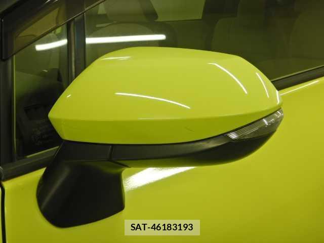 Toyota SIENTA 2017-09 8815244-15