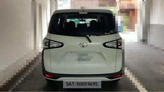 Toyota SIENTA 2017-07 8855337-1