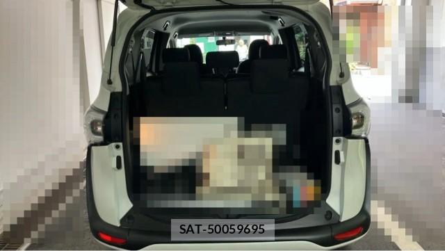 Toyota SIENTA 2017-07 8855337-17