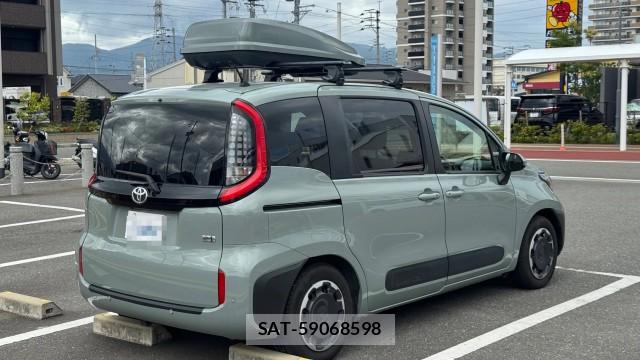 Toyota SIENTA 2023-11 8855363-11
