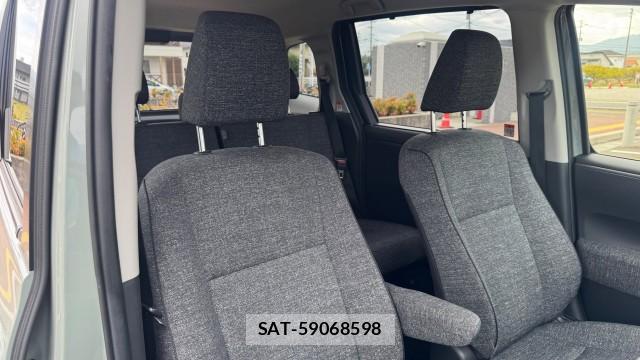 Toyota SIENTA 2023-11 8855363-5