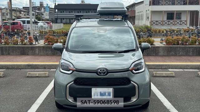 Toyota SIENTA 2023-11 8855363-8