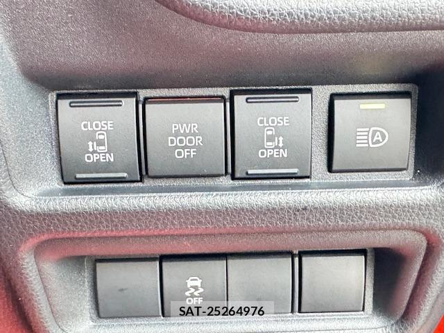 Toyota SIENTA 2024-06 8855527-12