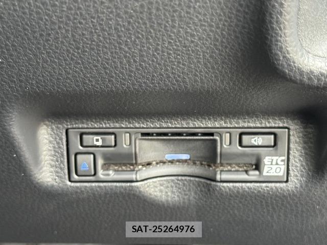 Toyota SIENTA 2024-06 8855527-13