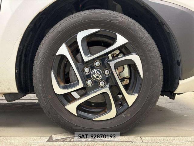 Toyota SIENTA 2023-12 8855583-8