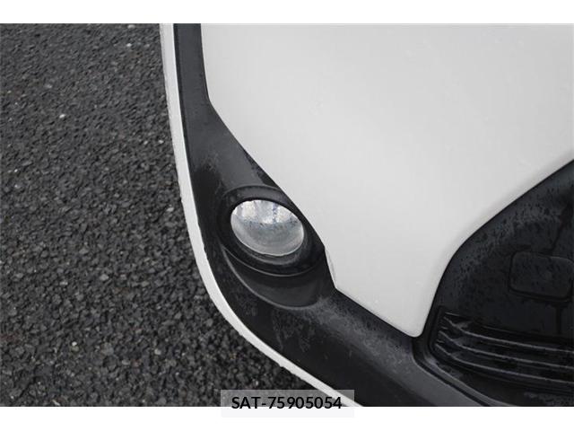 Toyota SIENTA 2016-05 8855599-13