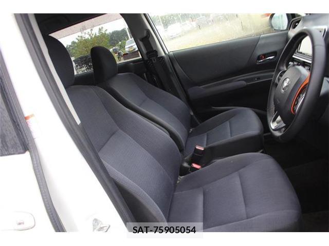 Toyota SIENTA 2016-05 8855599-18
