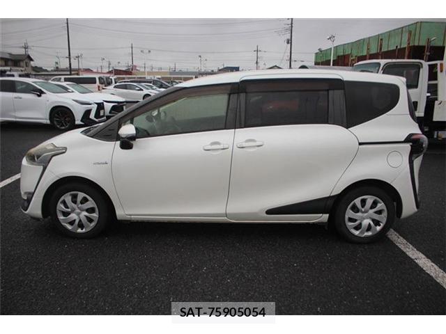 Toyota SIENTA 2016-05 8855599-8