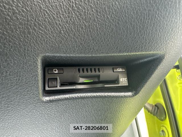 Toyota SIENTA 2016-08 8855631-6