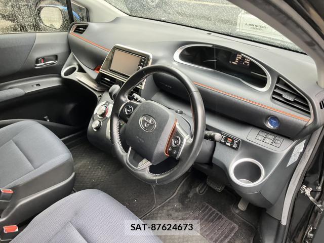 Toyota SIENTA 2017-11 8855639-2