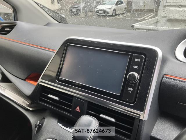 Toyota SIENTA 2017-11 8855639-6