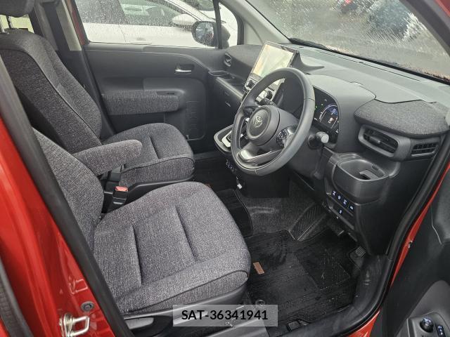 Toyota SIENTA 2023-11 8855673-4