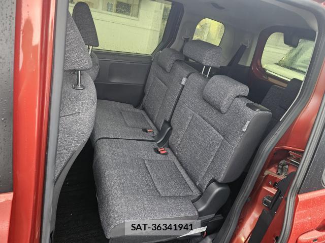 Toyota SIENTA 2023-11 8855673-5