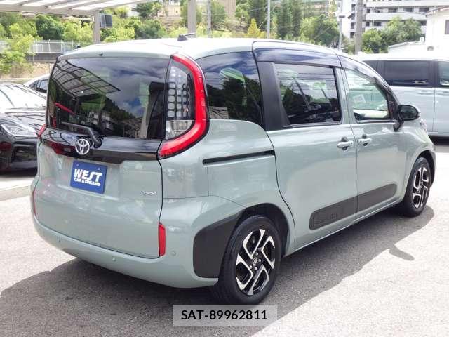 Toyota SIENTA 2024-08 8856053-1