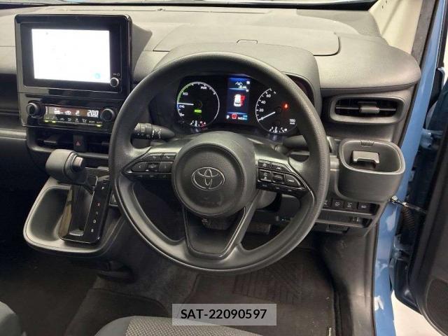 Toyota SIENTA 2023-08 8856059-2
