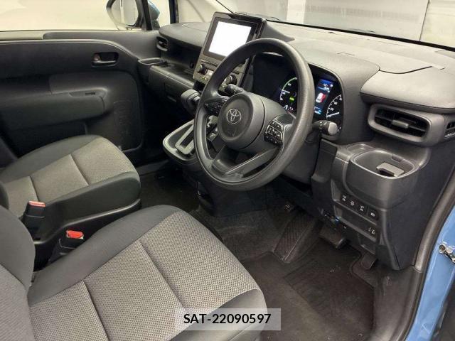 Toyota SIENTA 2023-08 8856059-3