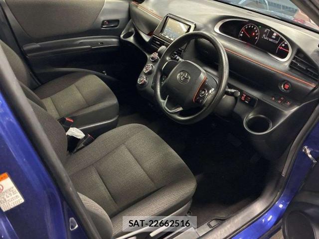 Toyota SIENTA 2022-07 8856061-10