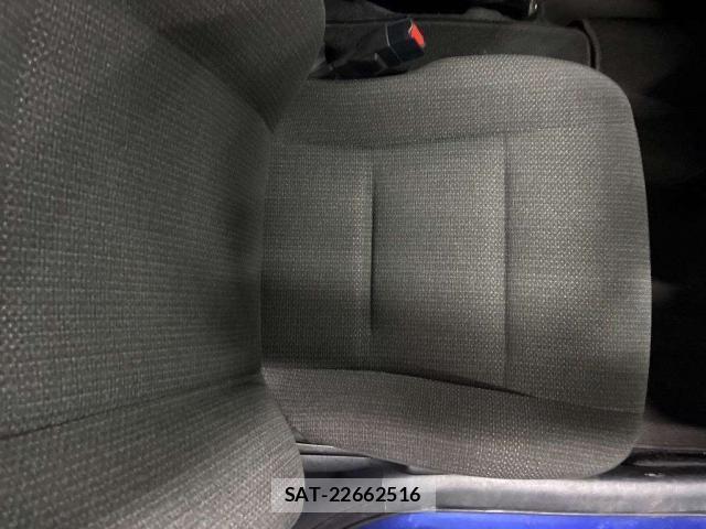 Toyota SIENTA 2022-07 8856061-13
