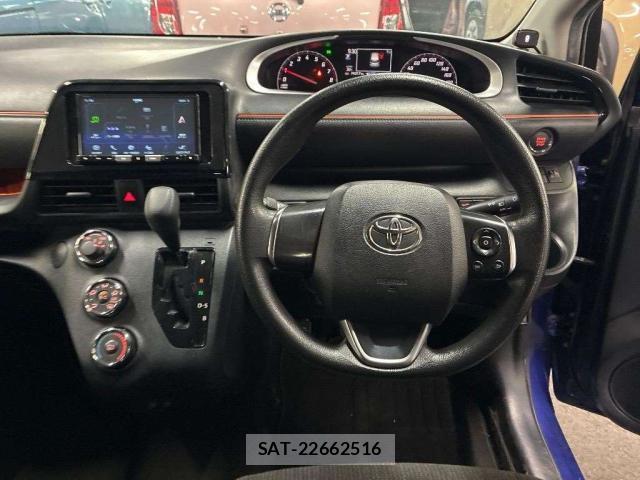 Toyota SIENTA 2022-07 8856061-2