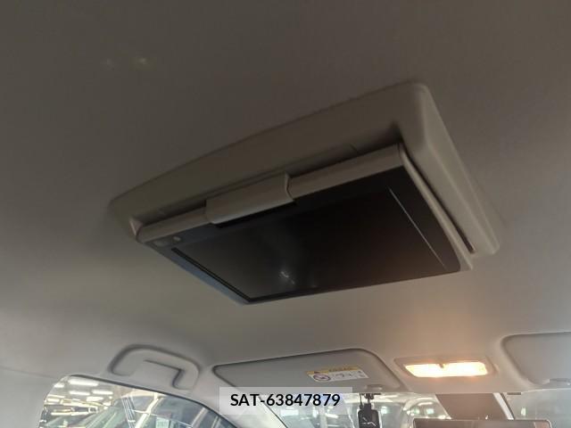 Toyota SIENTA 2021-06 8856144-6