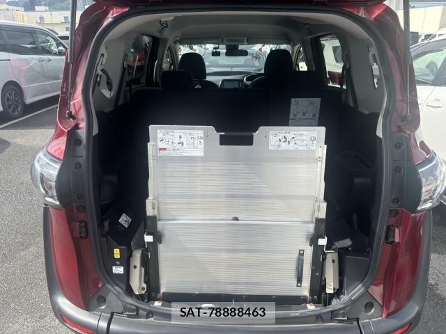 Toyota SIENTA 2022-01 8856151-3