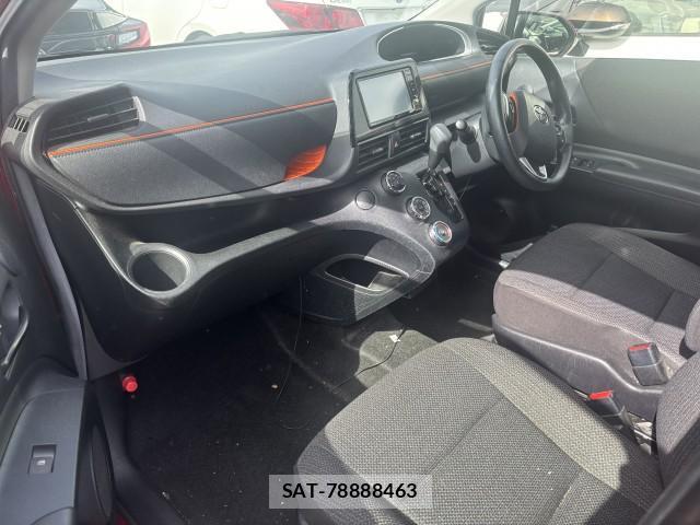 Toyota SIENTA 2022-01 8856151-6