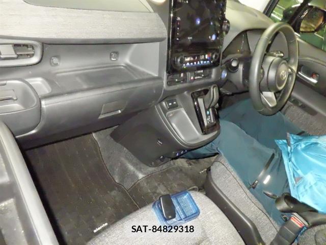 Toyota SIENTA 2023-05 8856256-2
