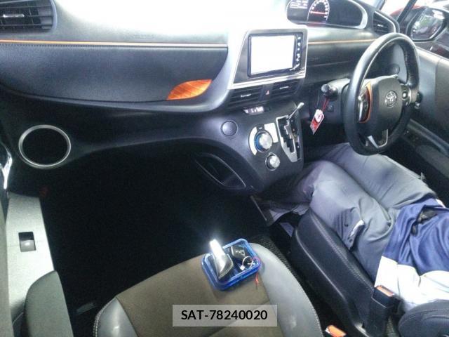 Toyota SIENTA 2018-12 8856288-2