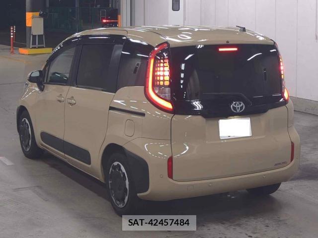 Toyota SIENTA 2023-02 8856429-1