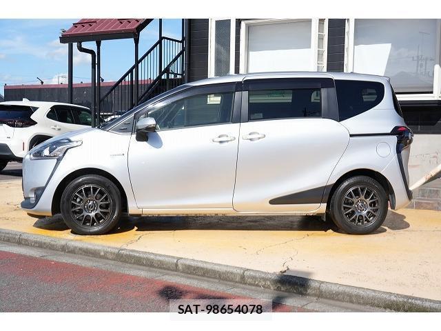 Toyota SIENTA 2018-03 8856502-1