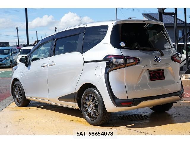 Toyota SIENTA 2018-03 8856502-2