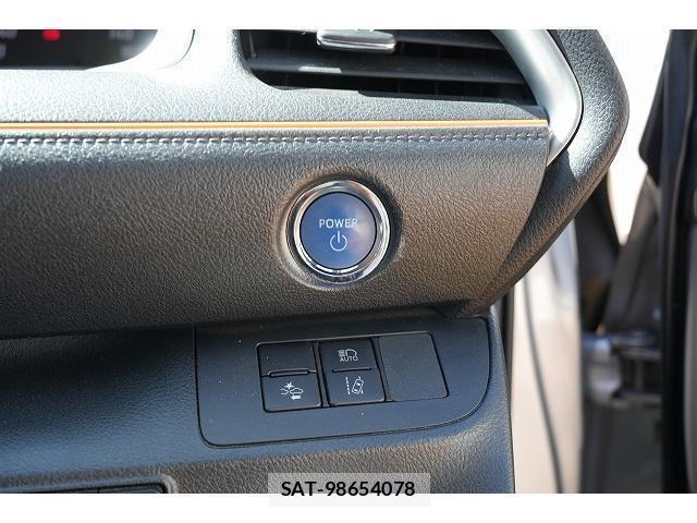 Toyota SIENTA 2018-03 8856502-8