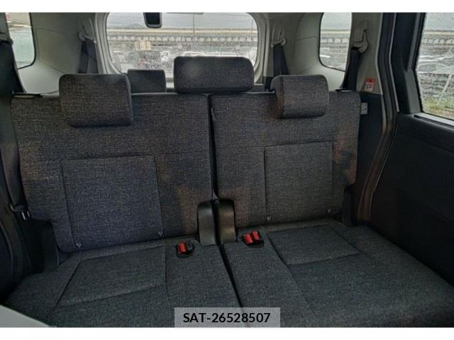 Toyota SIENTA 2023-09 8856572-7