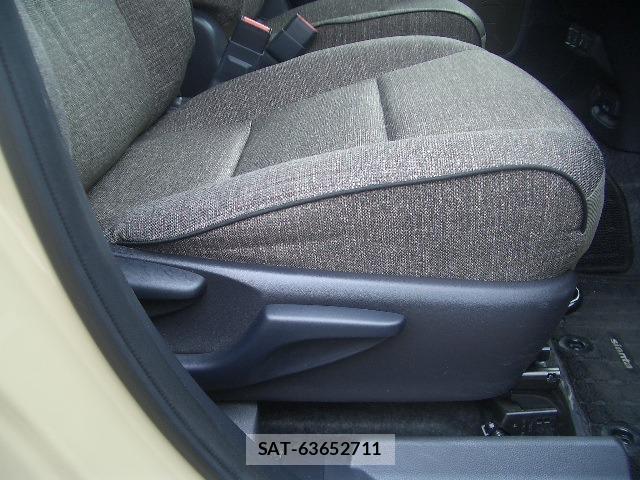 Toyota SIENTA 2024-02 8856705-13
