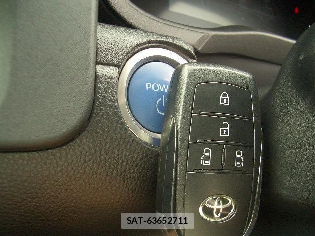 Toyota SIENTA 2024-02 8856705-5