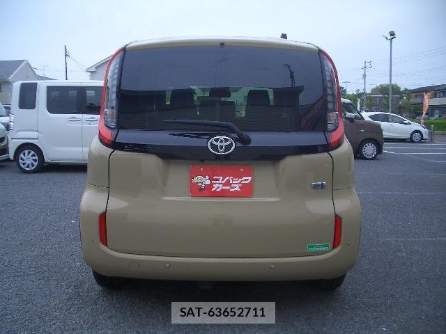 Toyota SIENTA 2024-02 8856705-6