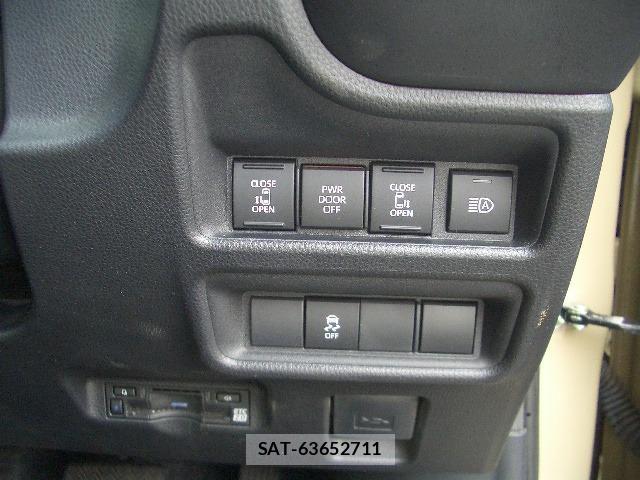 Toyota SIENTA 2024-02 8856705-8