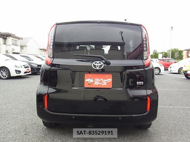 Toyota SIENTA 2022-10 8856706-6