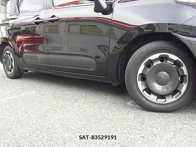 Toyota SIENTA 2022-10 8856706-9