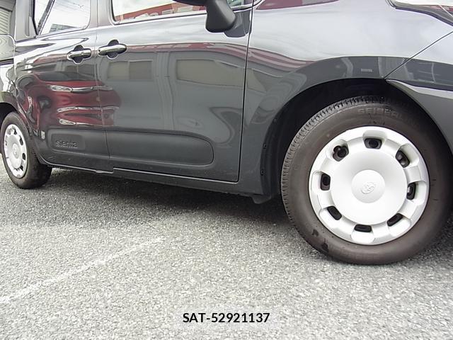Toyota SIENTA 2023-05 8856707-9