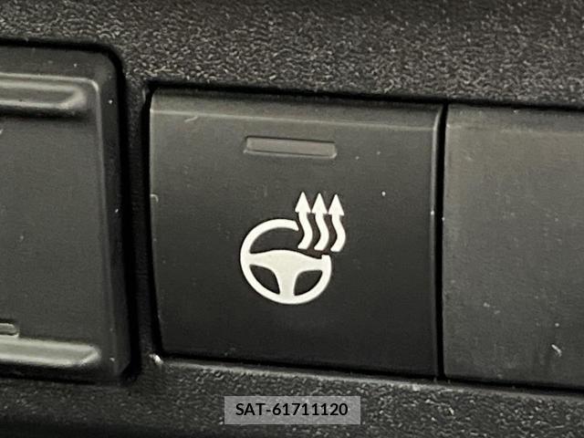 Toyota SIENTA 2024-08 8856710-5