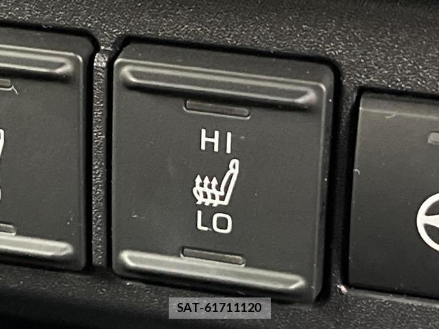 Toyota SIENTA 2024-08 8856710-6