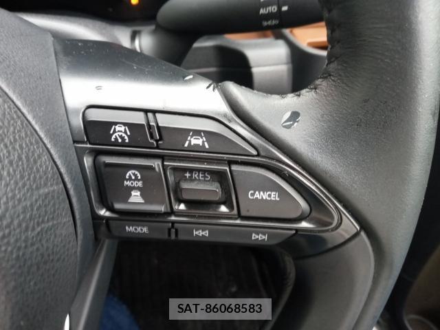 Toyota SIENTA 2023-11 8856826-13