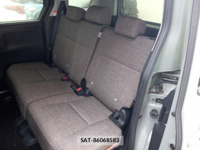 Toyota SIENTA 2023-11 8856826-3