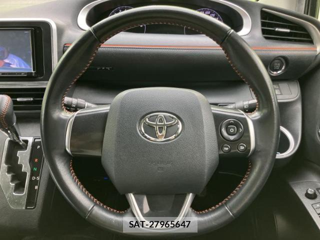 Toyota SIENTA 2018-04 8856952-13